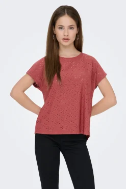 Camiseta regular fit manga corta