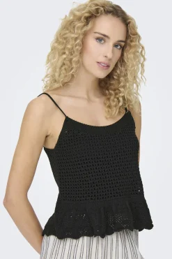 Camiseta tirantes crochet