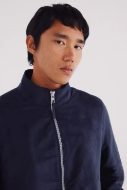 Cazadora efecto ante