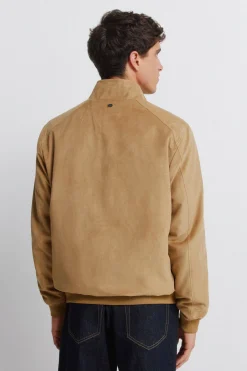 Cazadora efecto ante