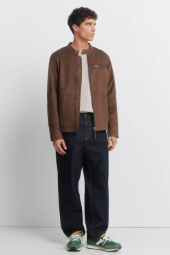 Cazadora efecto ante