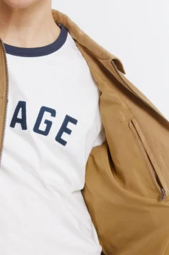 Cazadora efecto ante