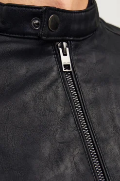 Cazadora efecto piel