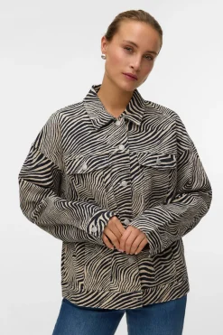 Cazadora estampado animal