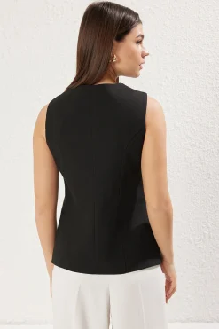 Chaleco abotonado sin mangas