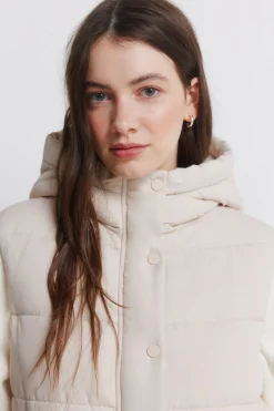 Chaleco acolchado con capucha