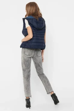 Chaleco acolchado ultraligero con capucha