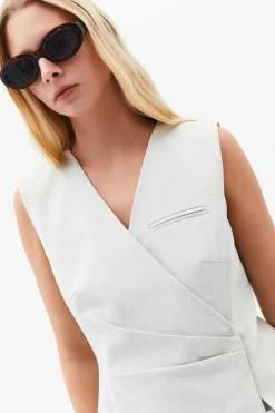 Chaleco con escote en V