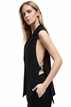 Chaleco largo con cintur&oacute;n