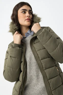 Chaqueta acolchada con capucha