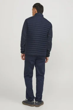 Chaqueta acolchada cuello alto