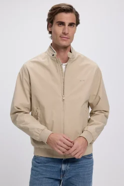 Chaqueta bomber ligera