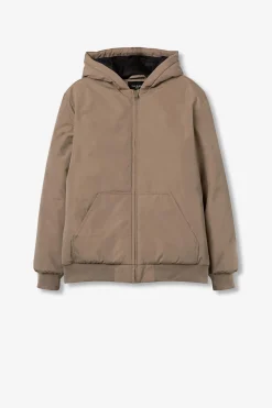 Chaqueta con capucha