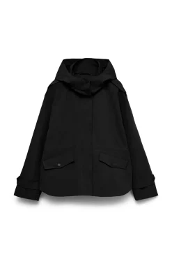 Chaqueta con capucha