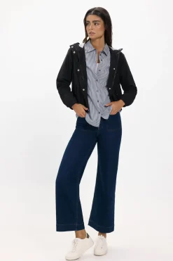 Chaqueta con capucha