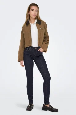 Chaqueta corta con cremallera