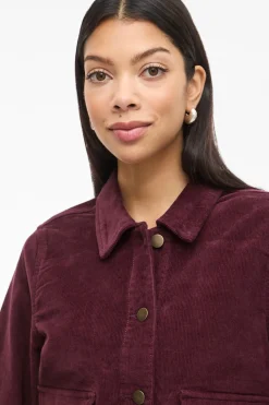 Chaqueta corta de pana