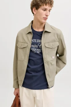 Chaqueta corta de tejido plano