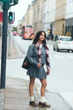 Chaqueta corta felpa