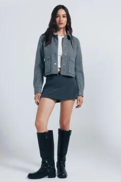 Chaqueta corta felpa