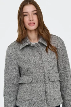 Chaqueta corta textura