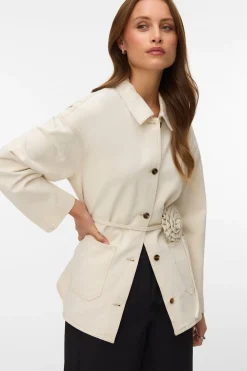 Chaqueta denim detalle flor