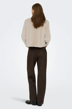 Chaqueta efecto pelo