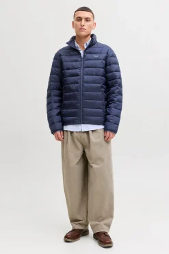 Chaqueta puffer corta