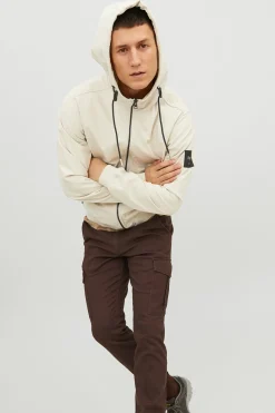 Chaqueta softshell con capucha