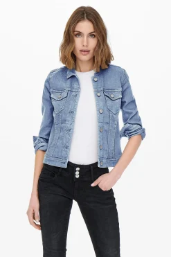 Chaqueta vaquera bolsillos delanteros