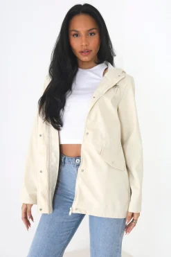 Chubasquero engomado