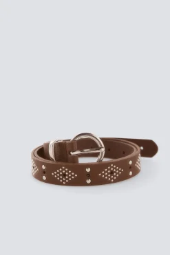 Cintur&oacute;n hebilla redonda tachas