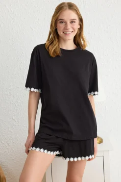 Conjunto de pijama bies flores