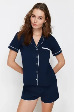 Conjunto de pijama camisero corto