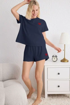 Conjunto de pijama corto coraz&oacute;n