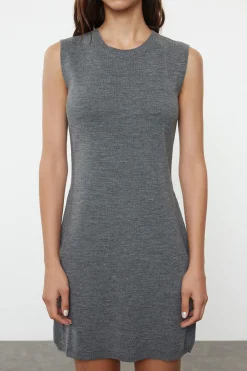 Conjunto de vestido y c&aacute;rdigan mini