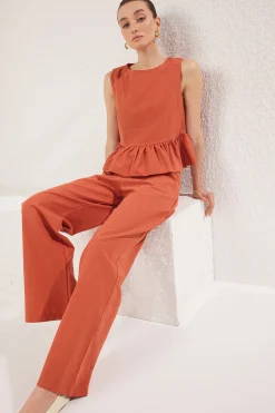 Conjunto flu&iacute;do de dos piezas