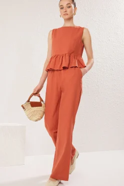 Conjunto flu&iacute;do de dos piezas