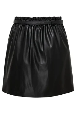 Falda corta de polipiel