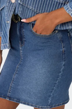 Falda corta vaquera