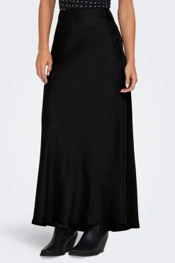 Falda larga sat&eacute;n