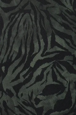 Falda midi de tul con estampado animal y forro, cintura est&aacute;ndar