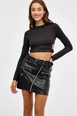 Falda Mini Efecto Piel Con