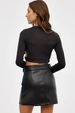 Falda Mini Efecto Piel Con