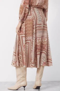 Falda quillas estampada