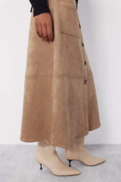 Falda vuelo de antelina