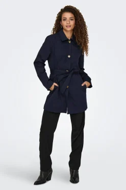 Gabardina botones cintur&oacute;n