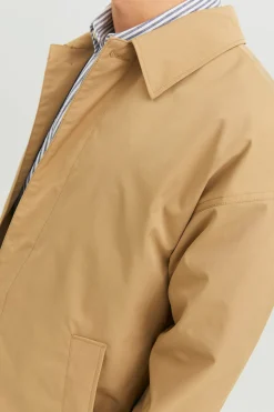 Gabardina cuello italiano