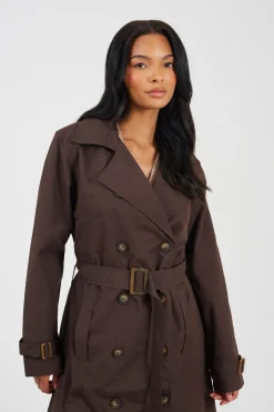 Gabardina larga con cintur&oacute;n