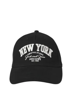 Gorra algod&oacute;n con texto bordado